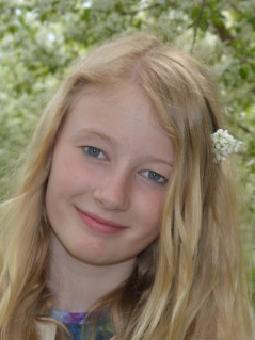 Ella JONES