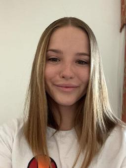 Petronela IZOVA