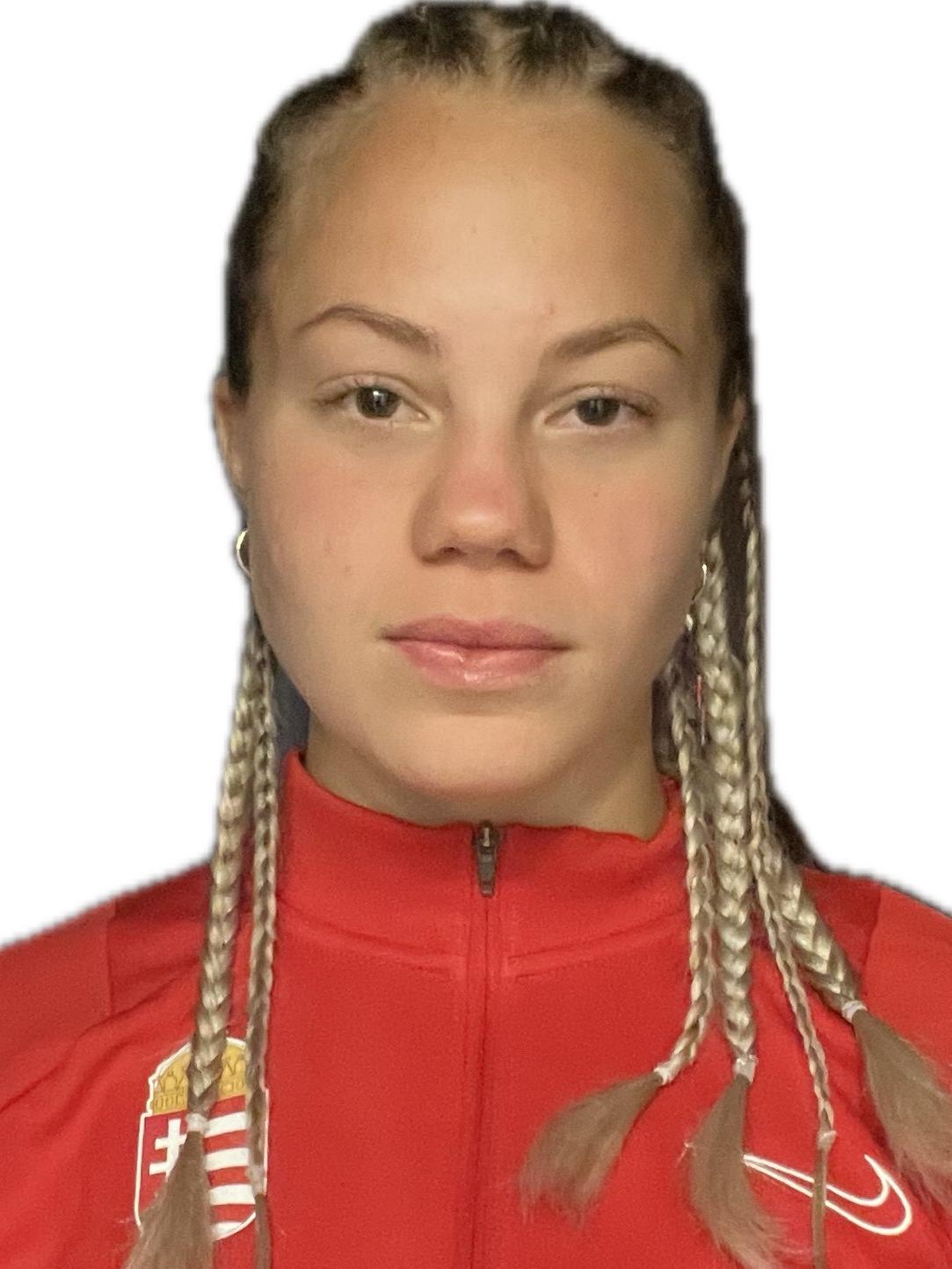 Petra Laura PARAGI